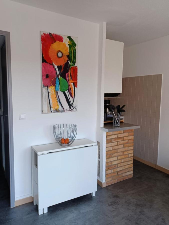 Appart Cosy En Bord De Mer - Port Santia Lucia St Raphael Saint-Raphael  Bagian luar foto